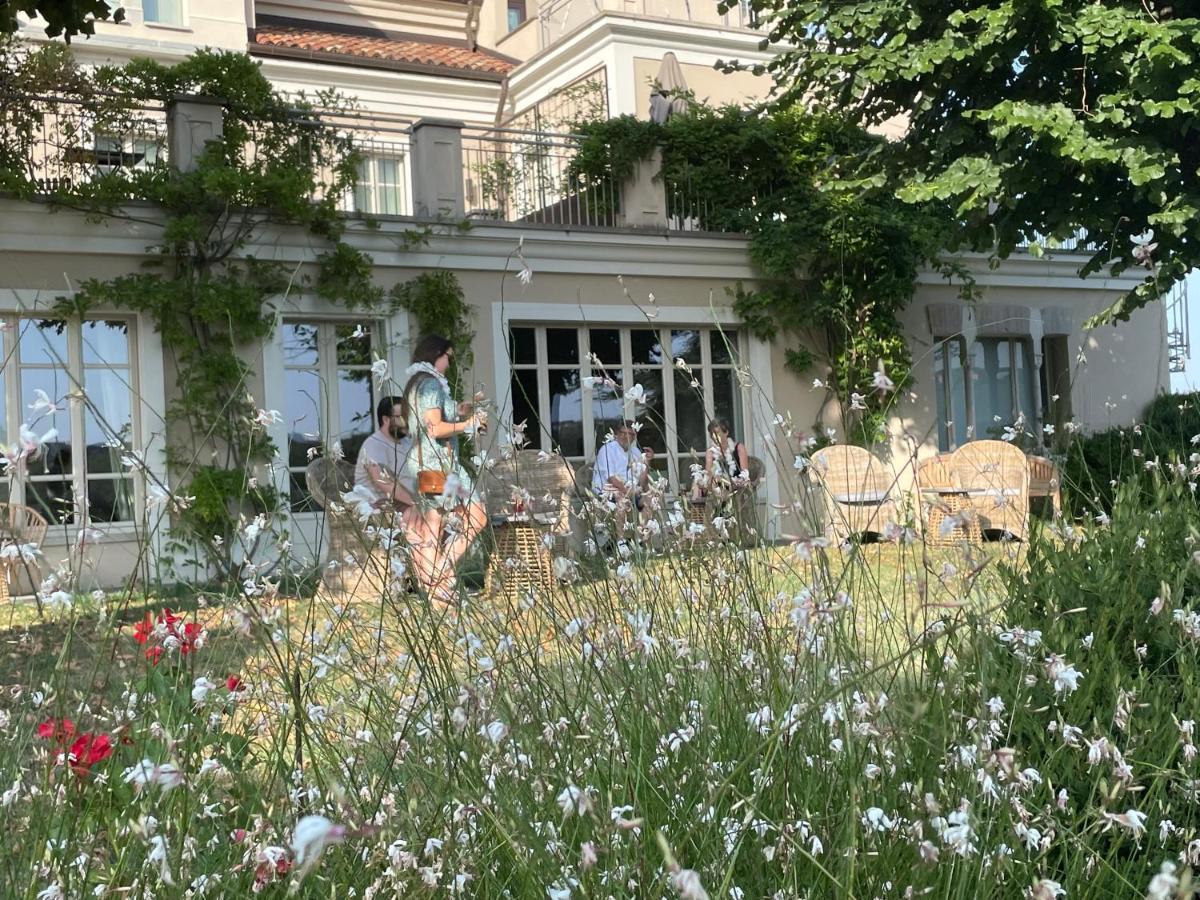 Villa Pattono Relais คอสติจลิโอเล ดิอาสติ ภายนอก รูปภาพ